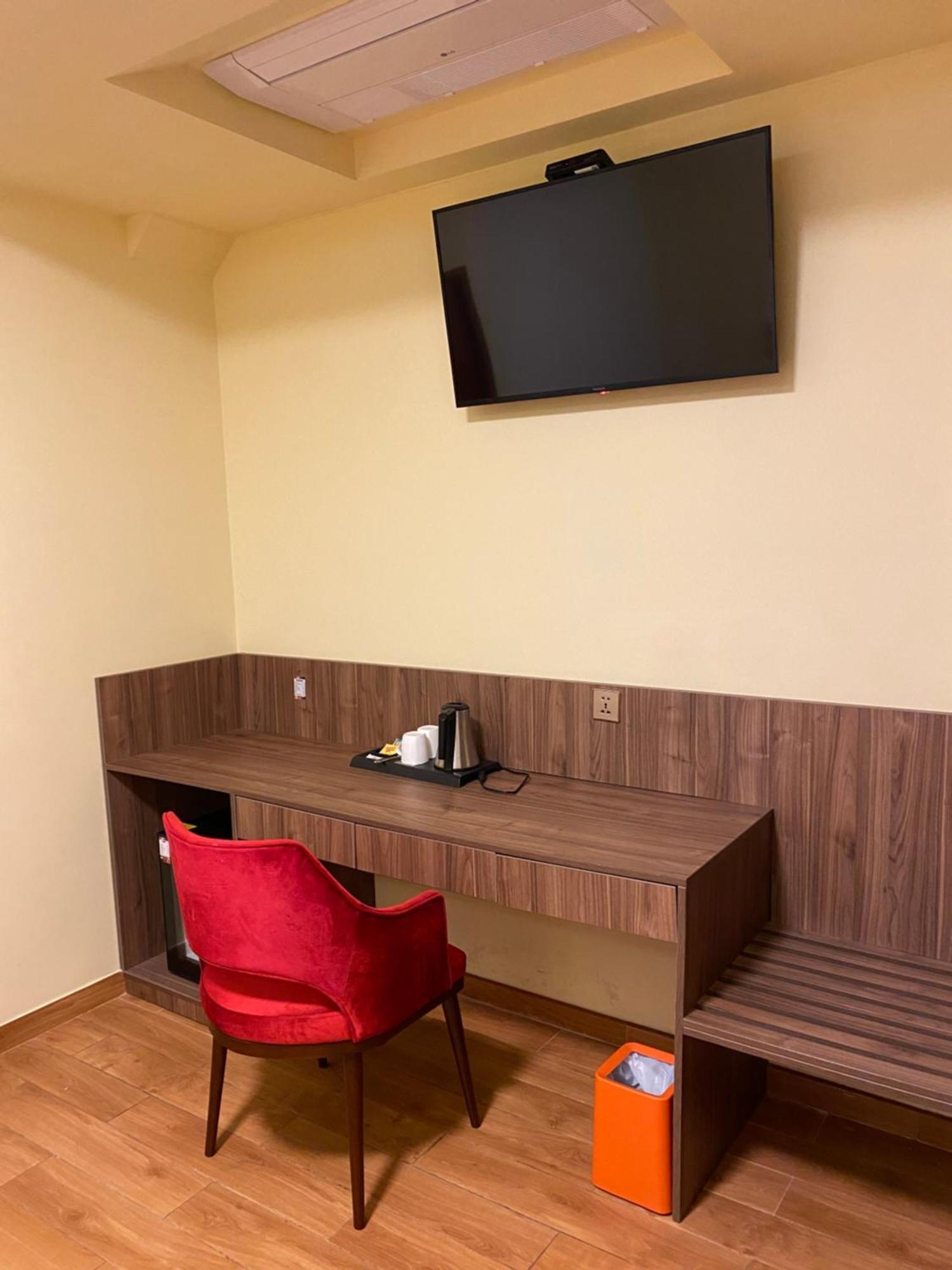 Sm Hotel Plus リマ エクステリア 写真