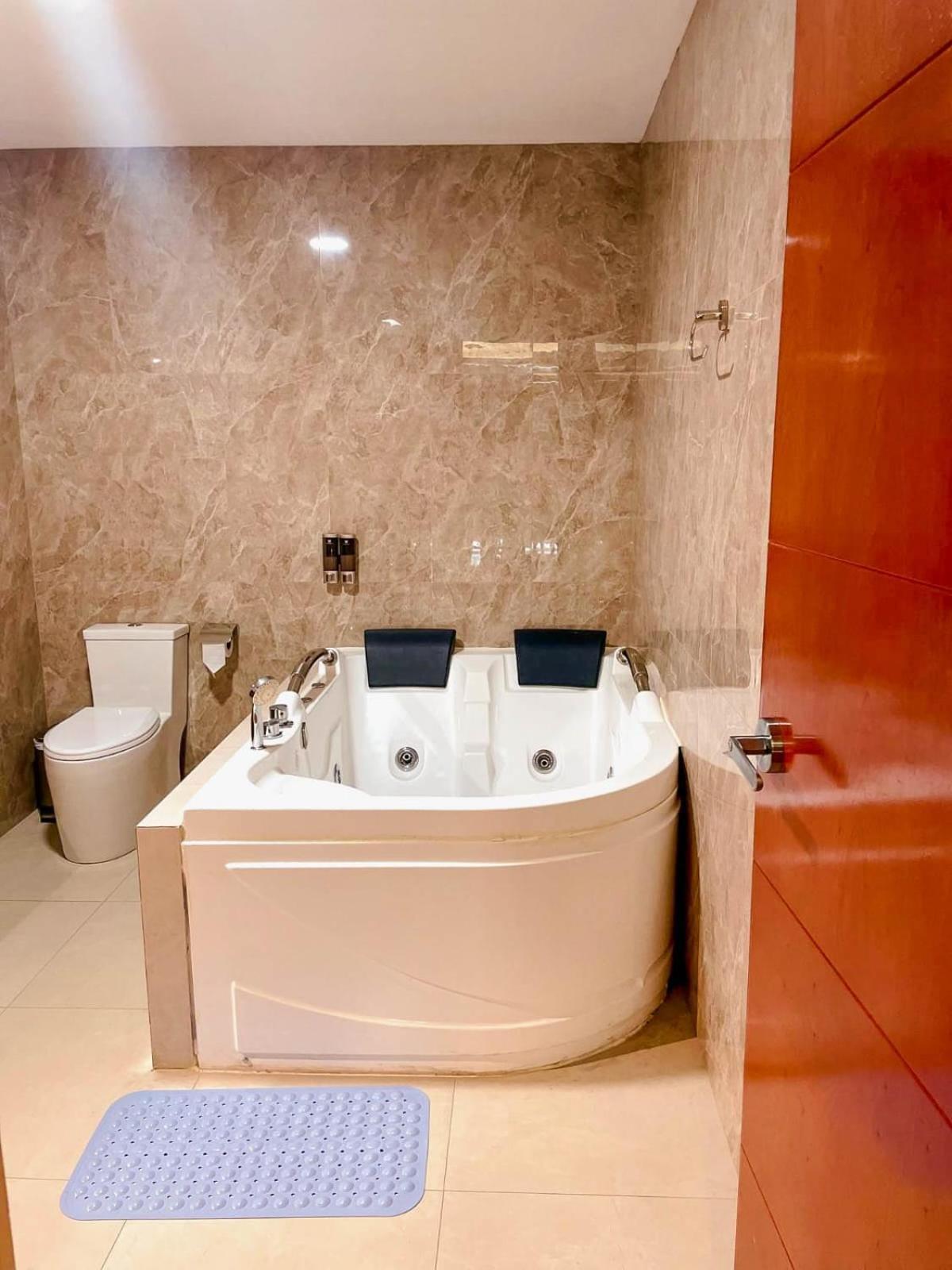 Sm Hotel Plus リマ エクステリア 写真