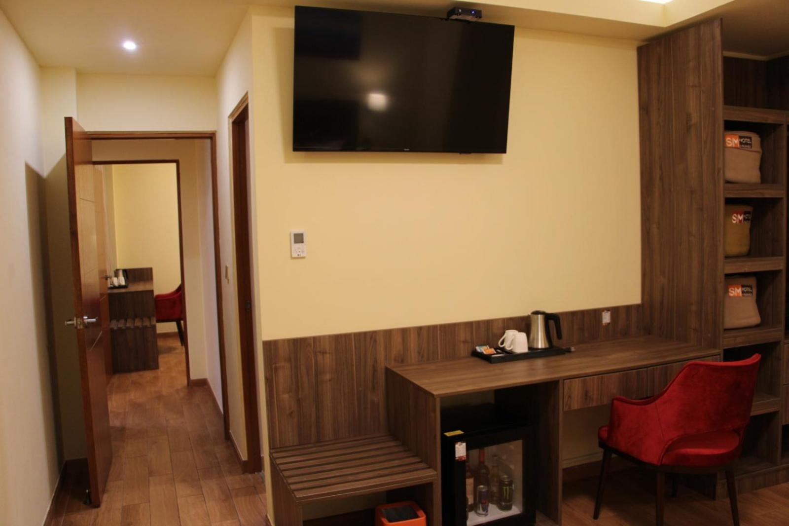 Sm Hotel Plus リマ エクステリア 写真